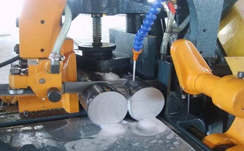 宁乡卧式带锯床的送料方式有哪几种？